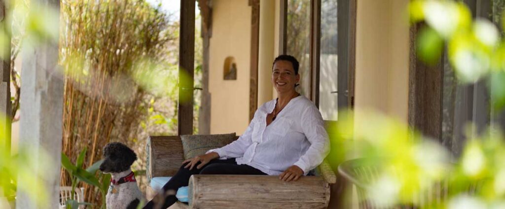 drnadinepaschzella sitting